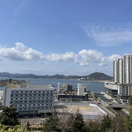 Ocean Top Marina Yeosu Exterior photo